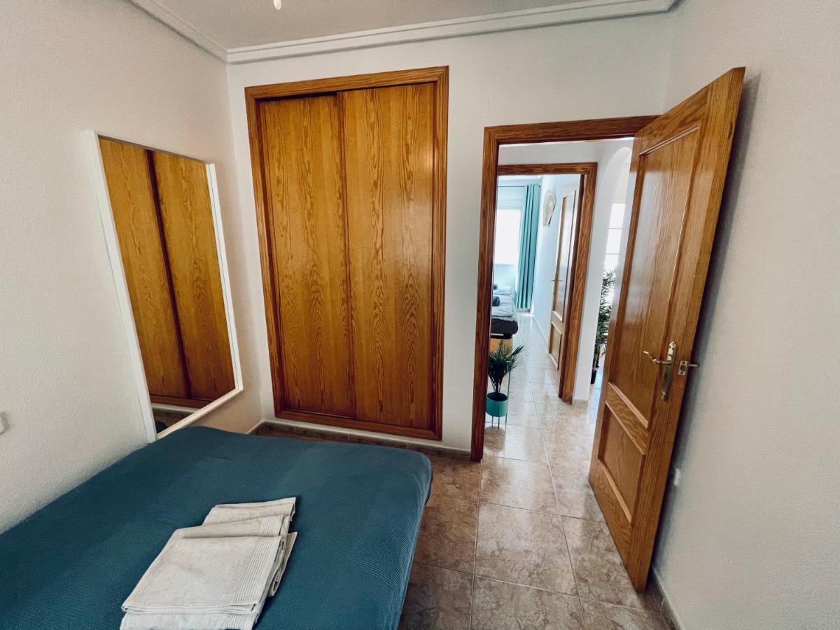 El Papagayo Apartment 2 Mins Walking To The Beach Torrevieja Exteriér fotografie