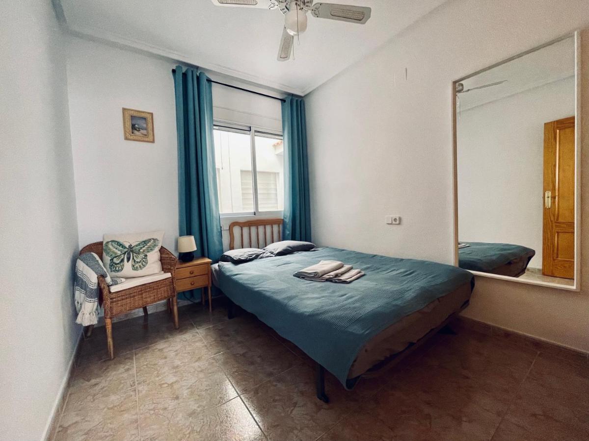 El Papagayo Apartment 2 Mins Walking To The Beach Torrevieja Exteriér fotografie